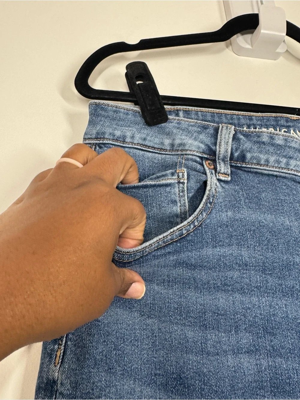 American Eagle Jeans 12Short High Rise Mom Stretch
